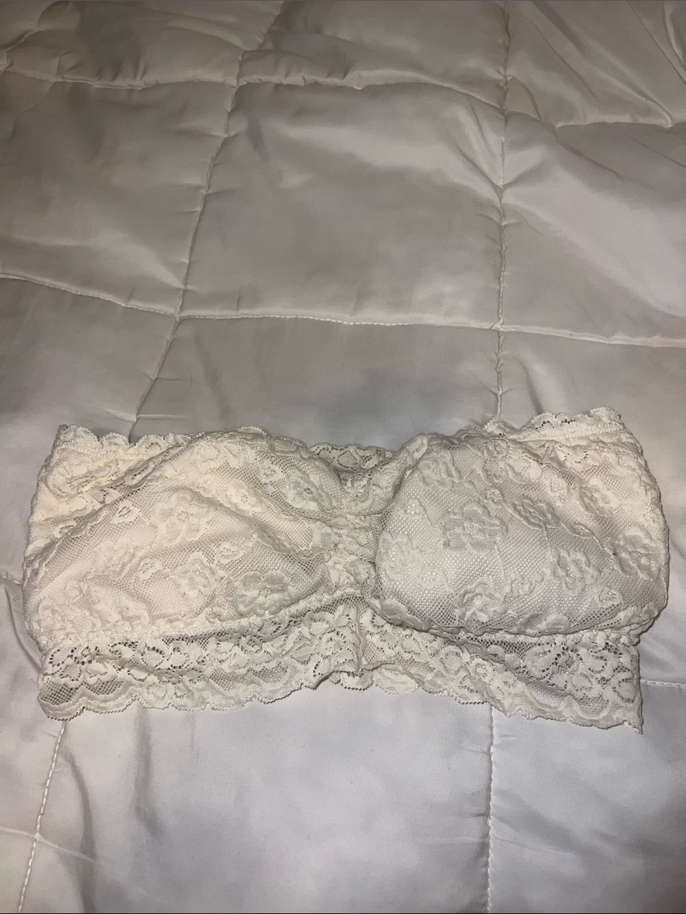 Lace Strapless Bandeau Bralette - Cream
